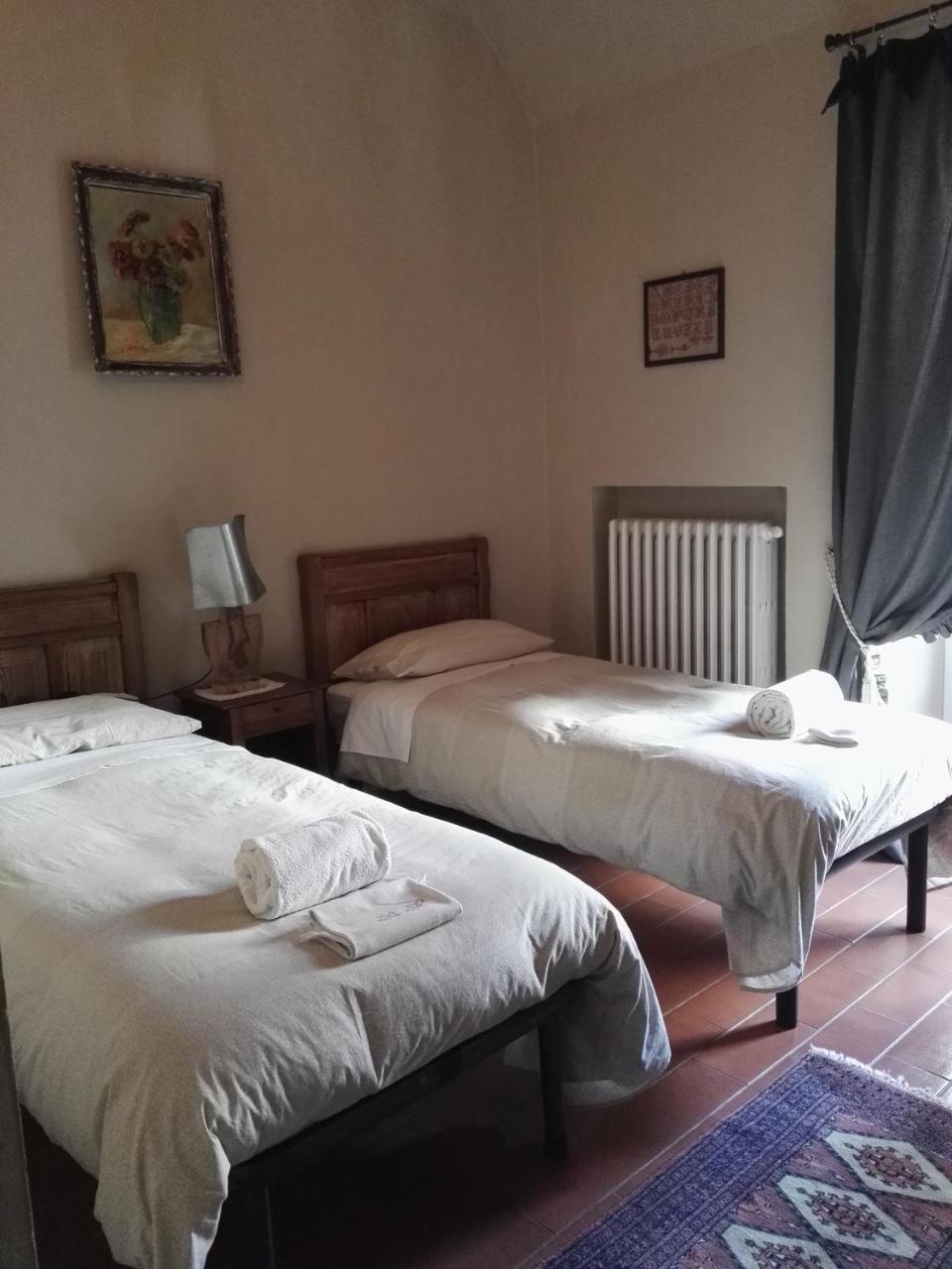 La Casa Sul Giardino- Garden House Apartment Novi Ligure Luaran gambar